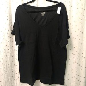 OLD NAVY XXL black vintage vneck tee
